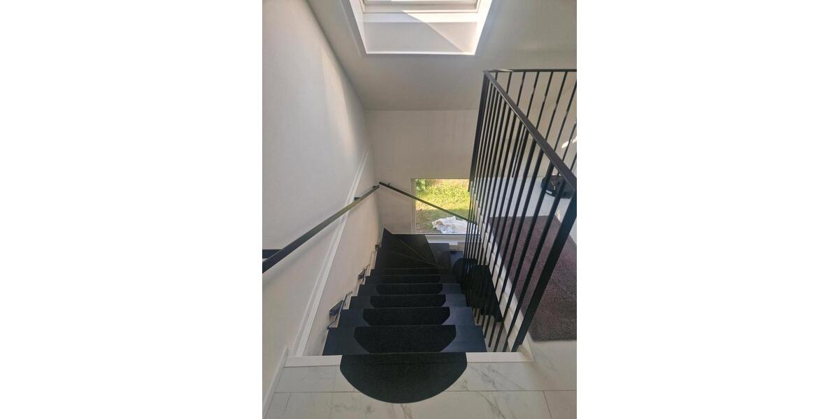 Einfamilienhaus Remagen - 8 Zimmer, 250 m&sup2;, 690.000&euro; | Angebot:26020976