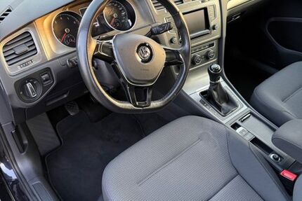 VW Golf 147.000 km 7.200 &euro; Großmaischeid 56276