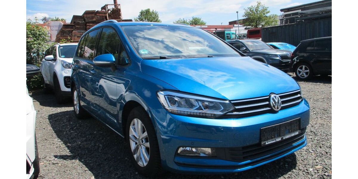 VW Touran 129.000 km 17.190 &euro; Neuwied 56564