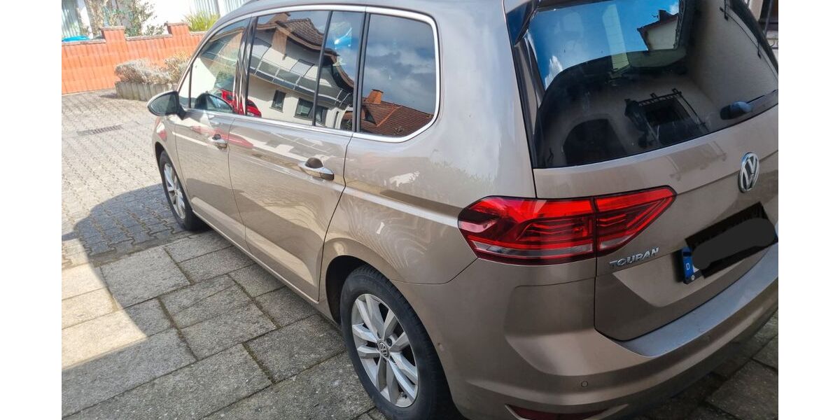 VW Touran 183.500 km 19.000 &euro; Neuwied 56567