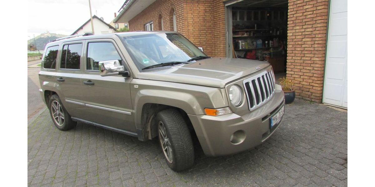 Jeep Patriot 218.000 km 4.450 &euro; Spay 56322