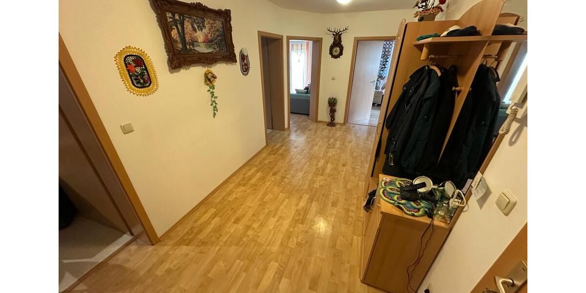 Einfamilienhaus Montabaur - 9 Zimmer, 266 m&sup2;, 600.000&euro; | Angebot:25842146