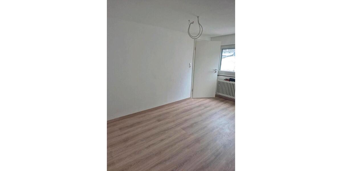 Dachgeschoßwohnung Koblenz Bisholder - 3 Zimmer, 90 m&sup2;, 1.150&euro; | Angebot:26507342