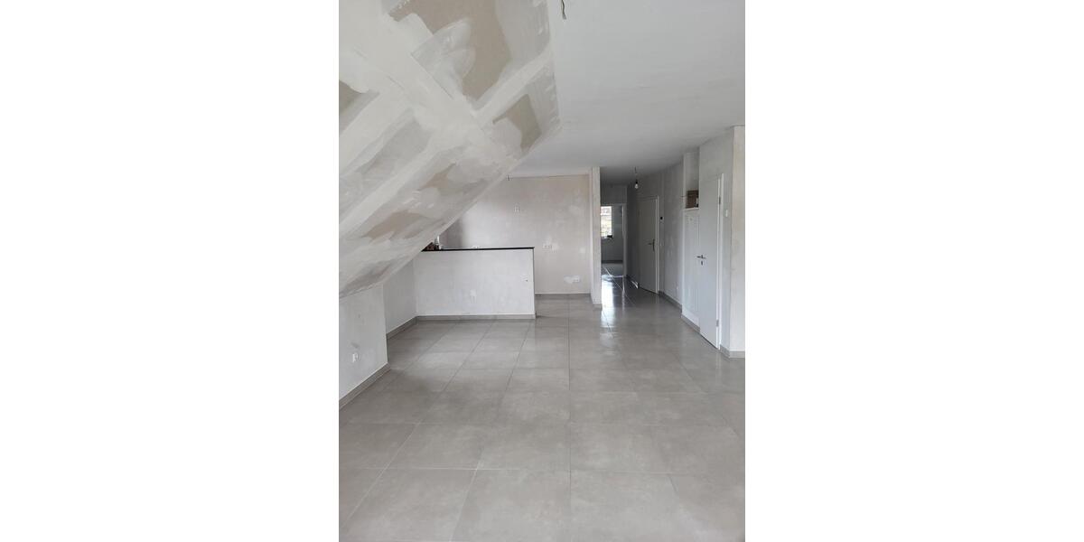 Dachgeschoßwohnung Oberlahr - 2 Zimmer, 71 m&sup2;, 900&euro; | Angebot:23859104