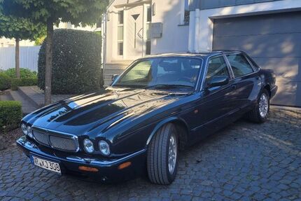 Jaguar XJ8 192.000 km 10.000 &euro; Rheinbreitbach 53619
