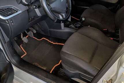 Peugeot 207 242.815 km 750 &euro; Koblenz 56072