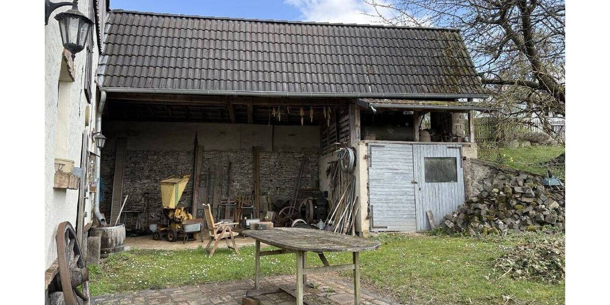 Mehrfamilienhaus, Wohnhaus Hillscheid - 6 Zimmer, 144 m&sup2;, 219.000&euro; | Angebot:25708347