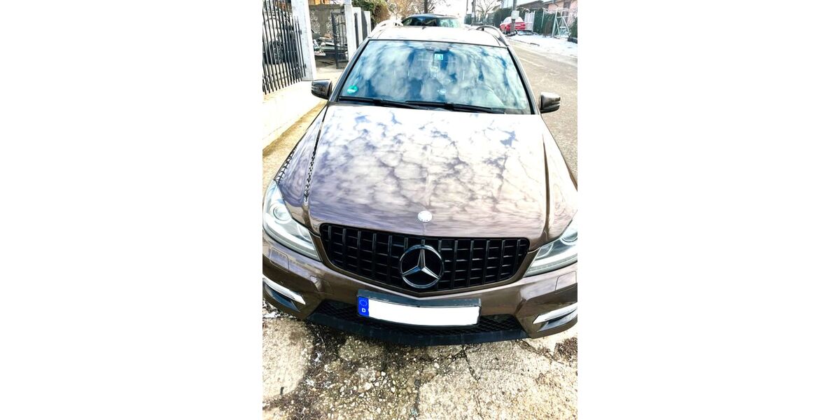 Mercedes-Benz 220 255.000 km 9.400 &euro; Neuwied 56564