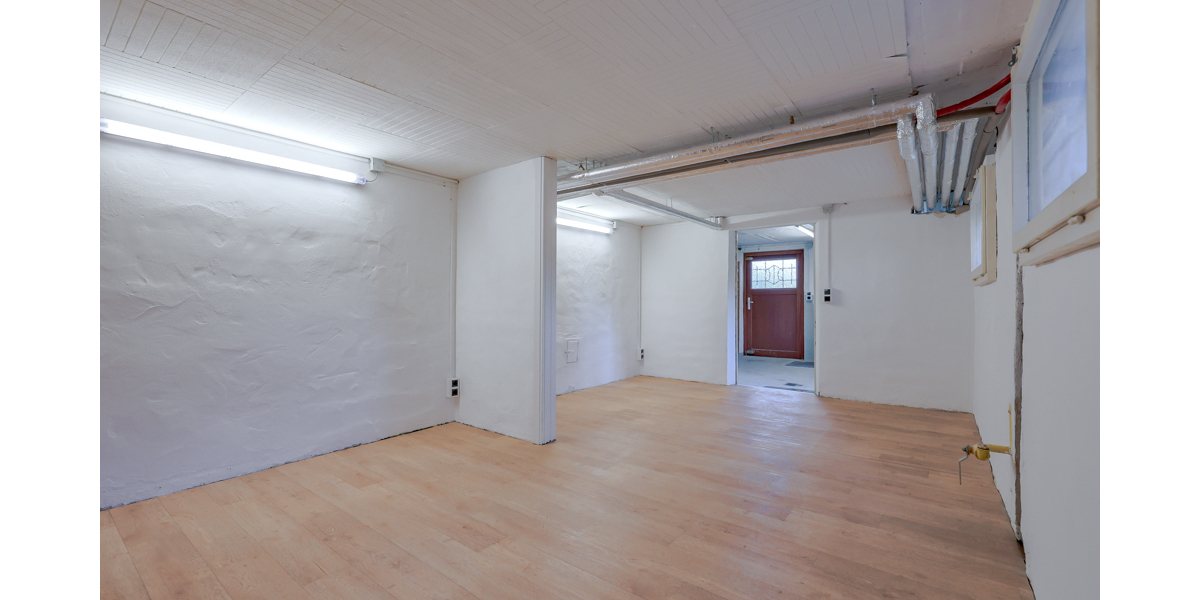 Rohdiamant mit Potenzial: Entkerntes Haus mit viel Platz für Mensch & Tier. 5686 m² Grundstück! - Einfamilienhaus Bad Honnef / Aegidienberg Aegidienberg | Angebot:25097239