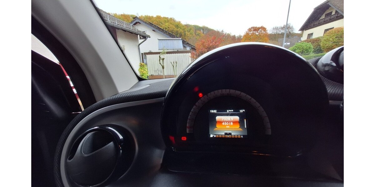 Smart Fortwo Cabrio 45.200 km 10.500 &euro; Isenburg 56269