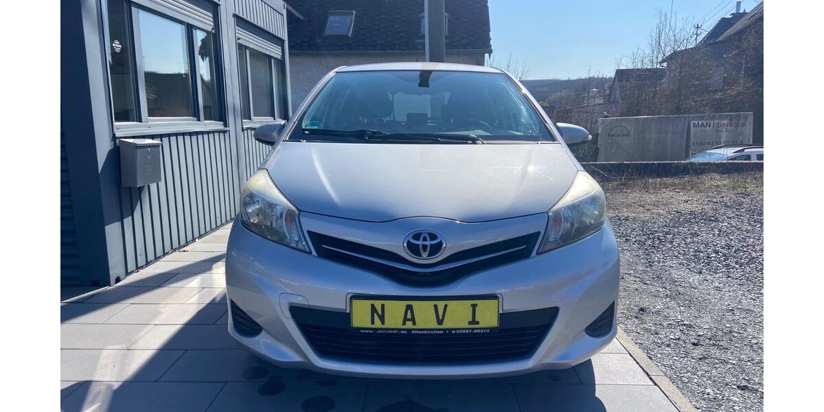 Toyota Yaris 264.000 km 3.990 &euro; Ransbach-Baumbach 56235