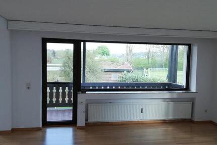 Wohnung Dierdorf - 4 Zimmer, 120 m&sup2;, 960&euro; | Angebot:25755107