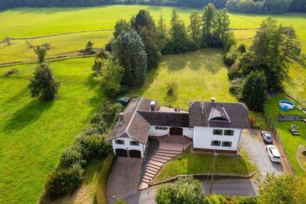 Haus Neustadt (Wied) Eilenberg - 6 Zimmer, 303 m&sup2;, 568.000&euro; | Angebot:25686401