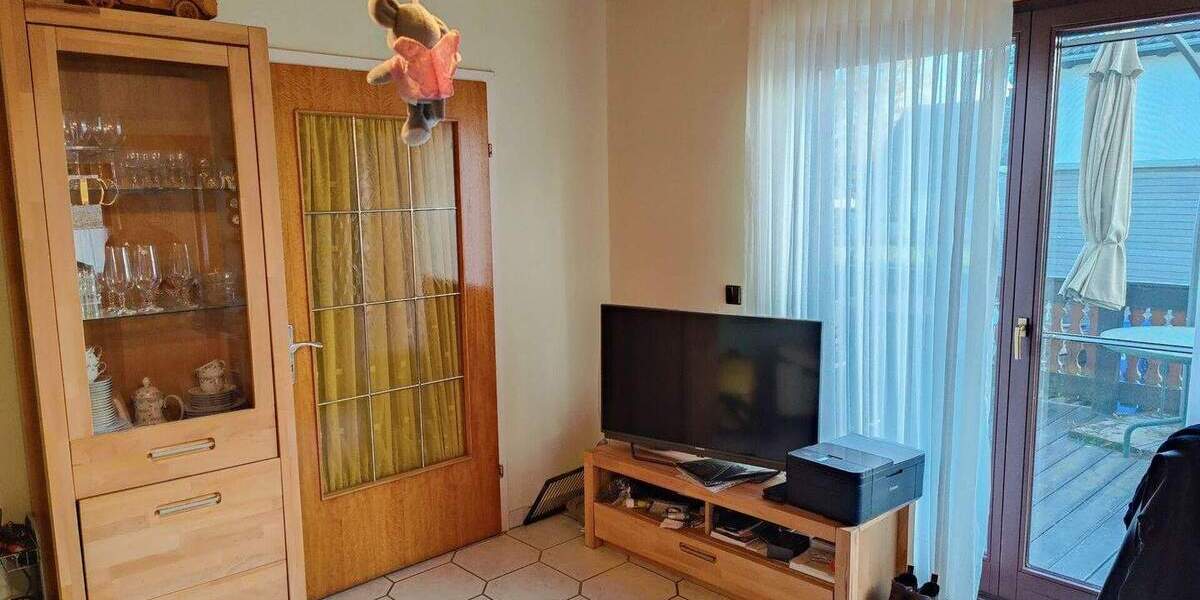 Mehrfamilienhaus, Wohnhaus Flammersfeld - 295.000&euro; | Angebot:25738130