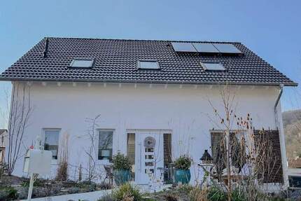 Haus Remagen Unkelbach - 7 Zimmer, 176 m&sup2;, 796.000&euro; | Angebot:25695606