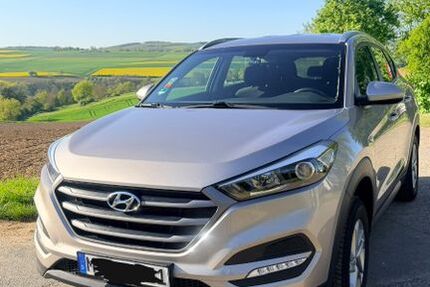Hyundai TUCSON 75.000 km 13.400 &euro; Löf 56332