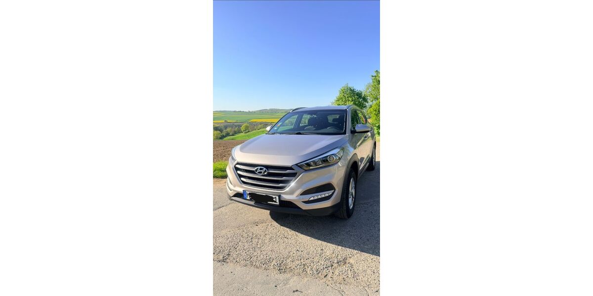 Hyundai TUCSON 75.000 km 13.400 &euro; Löf 56332