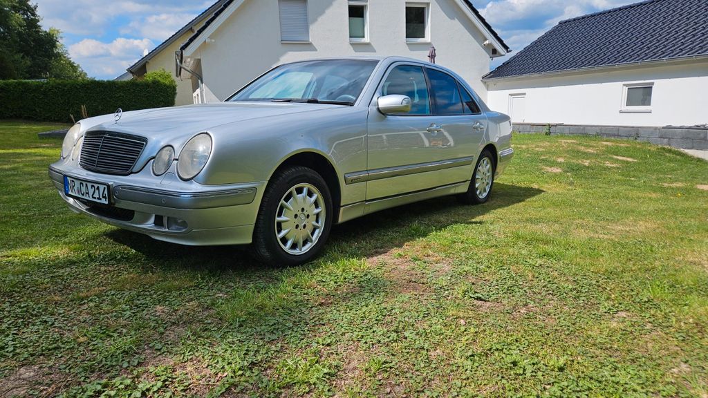 Mercedes-Benz E 240 210.000 km 3.200 &euro; Neustadt 53577