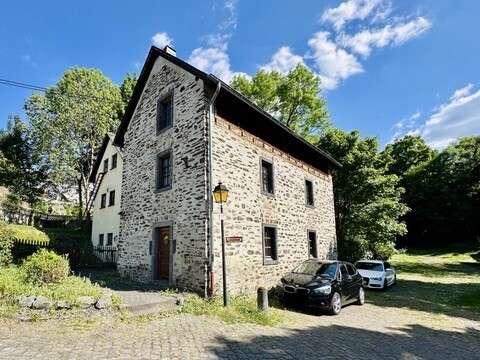 Einfamilienhaus Münstermaifeld Küttig - 6 Zimmer, 220 m&sup2;, 299.000&euro; | Angebot:25973807