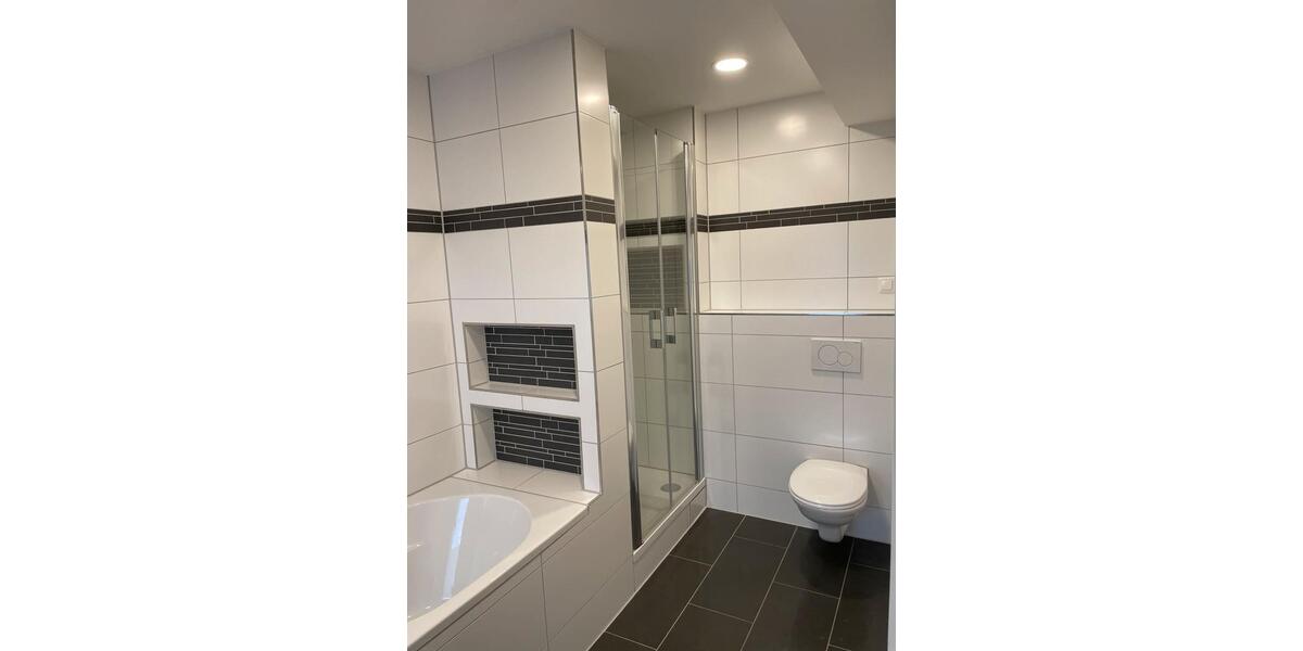 Etagenwohnung Neuwied - 3.5 Zimmer, 101 m&sup2;, 900&euro; | Angebot:25546343