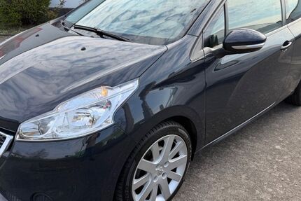 Peugeot 208 235.898 km 4.790 &euro; Neuwied 56566