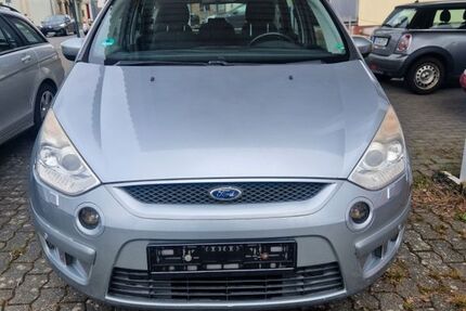 Ford S-Max 223.090 km 2.999 &euro; Bad Honnef 53604