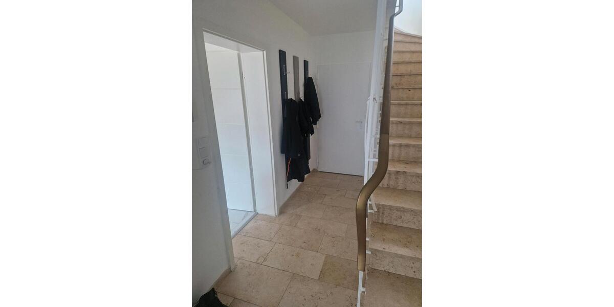 Einfamilienhaus Remagen - 8 Zimmer, 250 m&sup2;, 690.000&euro; | Angebot:26020976